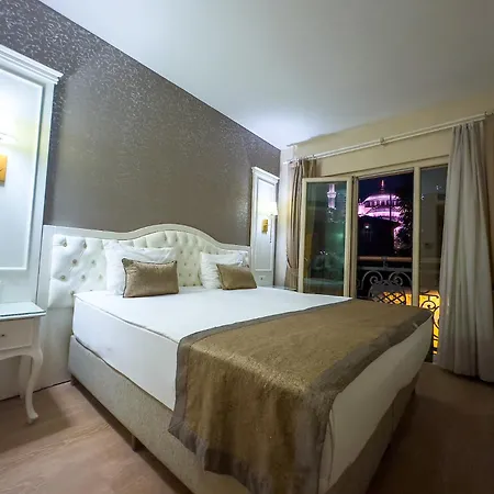 Отель Sarnic Premier