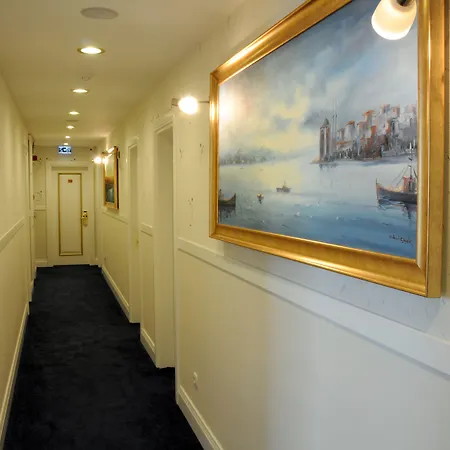 Sarnic Premier Hotel 4*