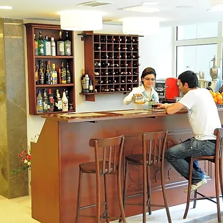 فندق Sarnic Premier 4*