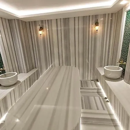 Sarnic Premier Hotel 4*