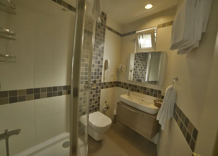 Sarnic Premier מלון 4*